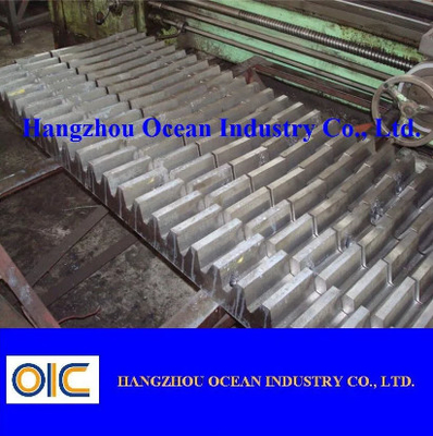 中国 頑丈な鋼筋スライディングゲートラック 20mm Pitch と 500kg 負荷容量 サプライヤー