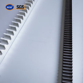 Straight Tooth Profile Gear Racks for Industrial Machinery and Durable Nature Material サプライヤー