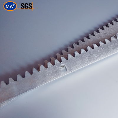 ホッビングプロセス ストレート歯のプロフィールを持つ重量ストレージラック 倉庫棚と重荷のストレージを提供する サプライヤー